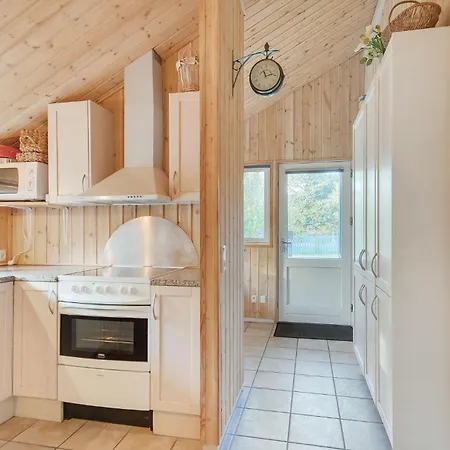 Casa de Férias Cozy Home In Oksbol With Sauna *